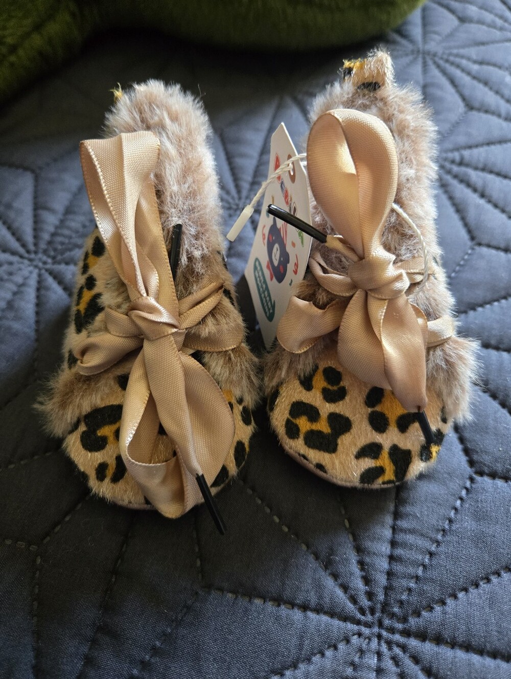 Baby Booties Animal Print.